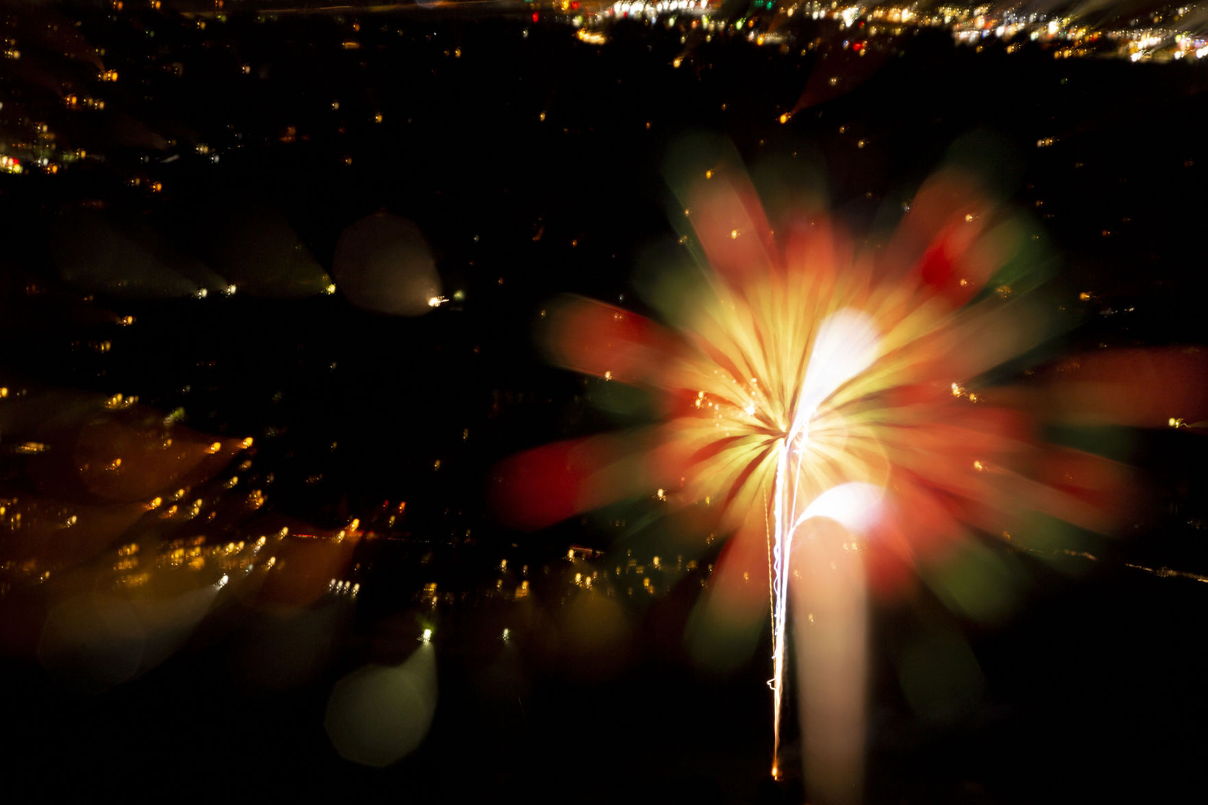 070620-news-fireworks 04.jpg